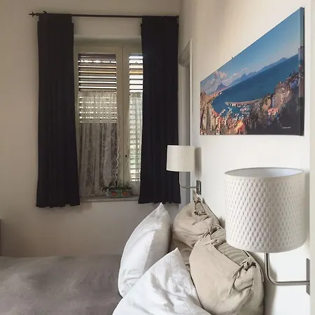 特蕾萨多摩住宿加早餐旅馆 4* 那不勒斯